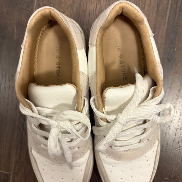 White sneakers - Picture 3 of 4